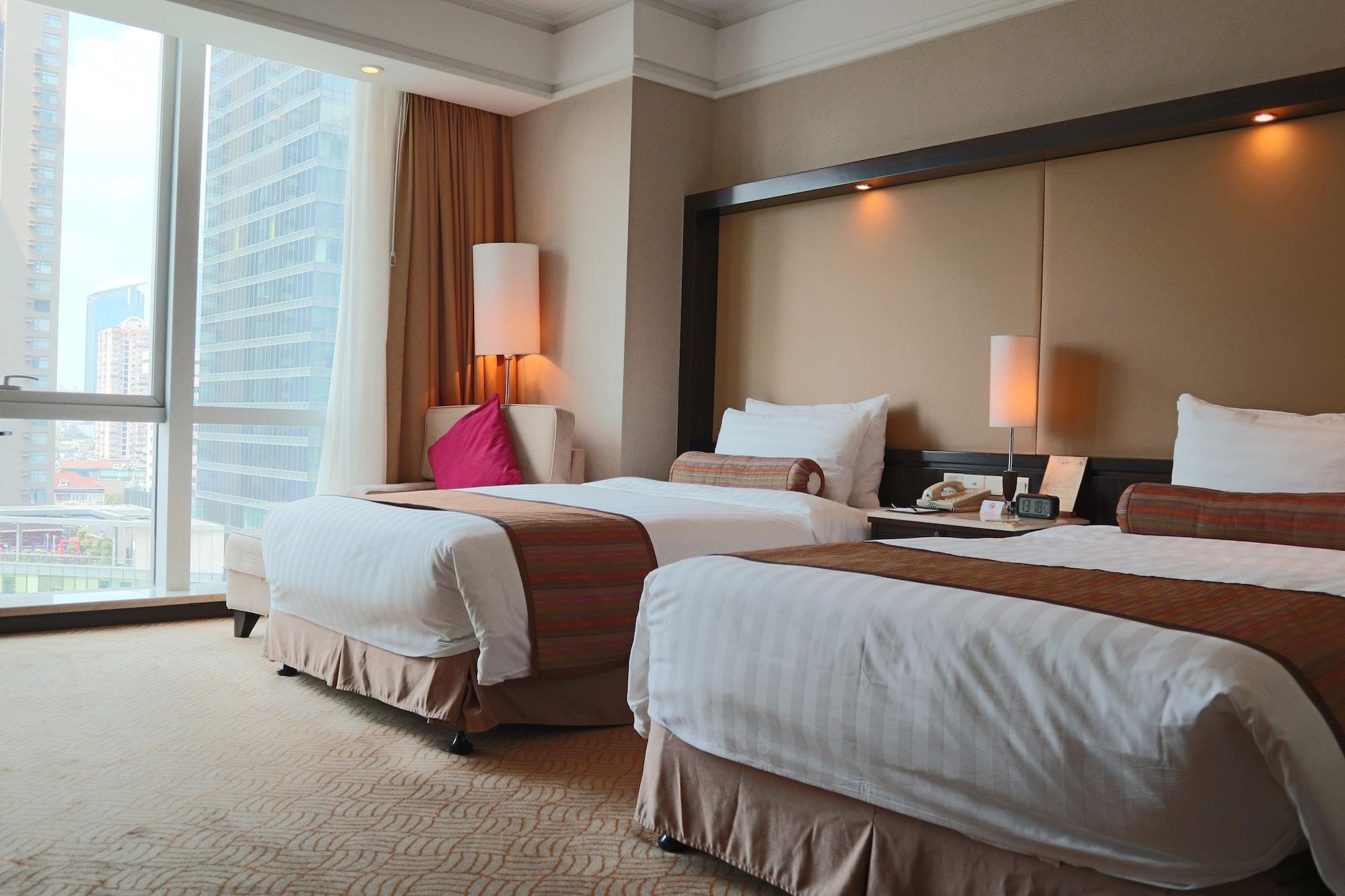 Howard Johnson Huaihai Hotel Shanghái Exterior foto