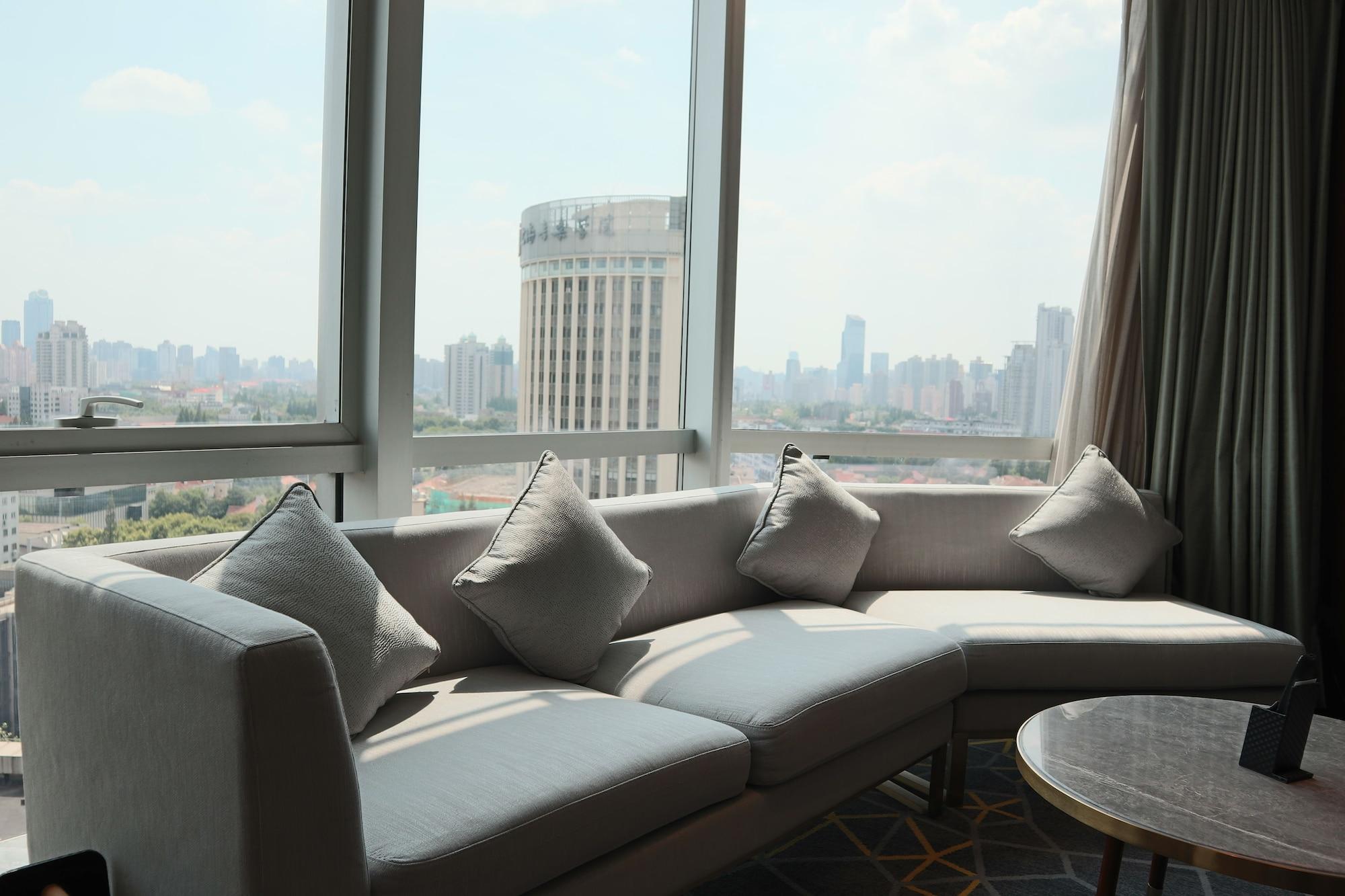 Howard Johnson Huaihai Hotel Shanghái Exterior foto