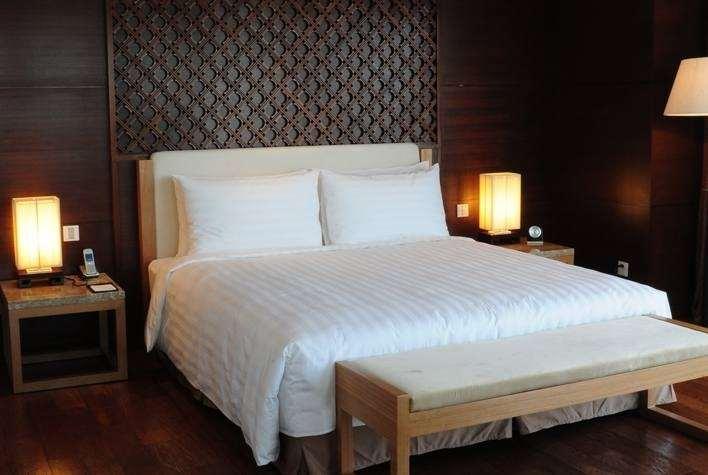 Howard Johnson Huaihai Hotel Shanghái Habitación foto