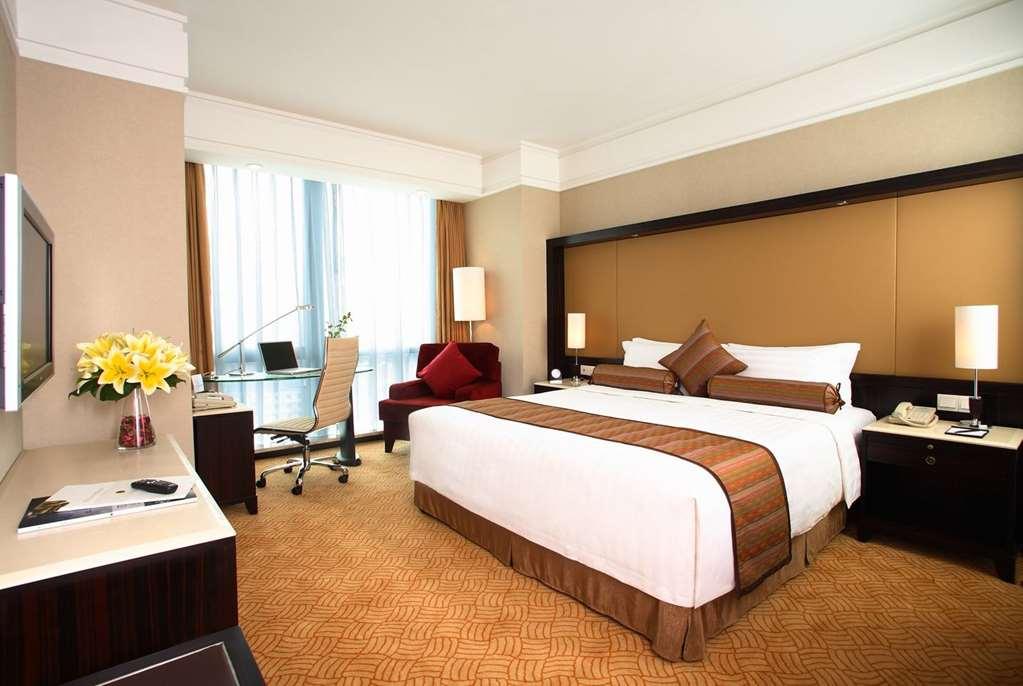Howard Johnson Huaihai Hotel Shanghái Habitación foto