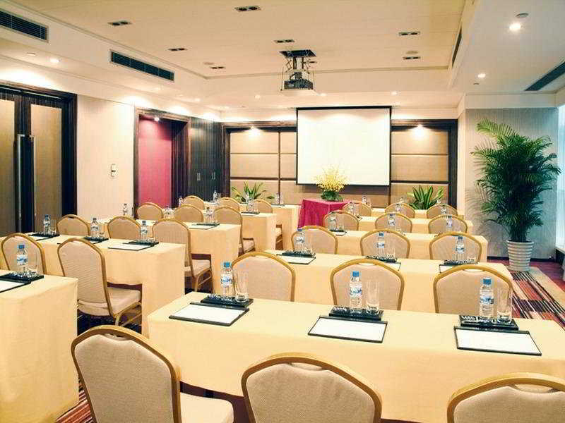 Howard Johnson Huaihai Hotel Shanghái Exterior foto
