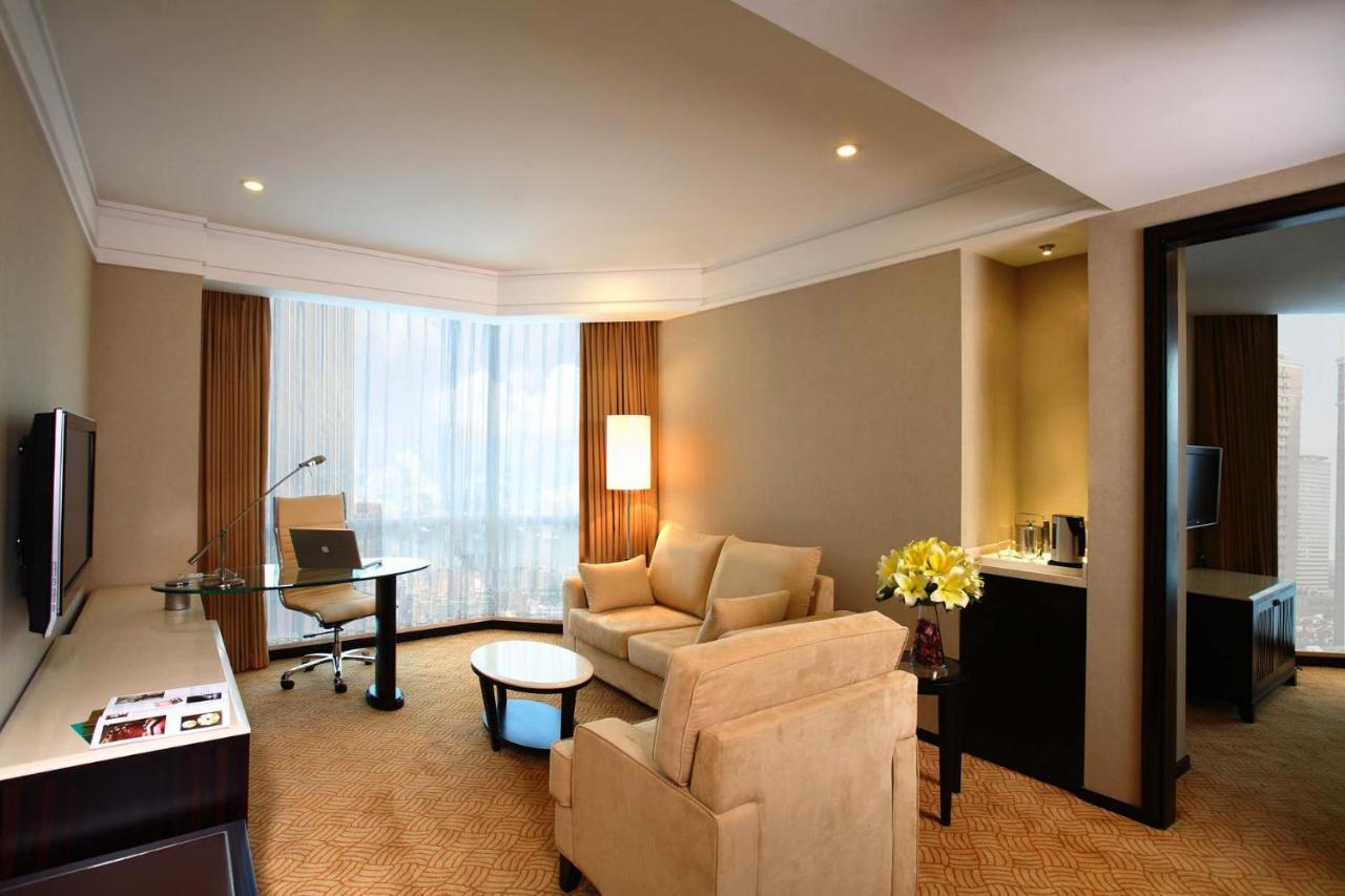 Howard Johnson Huaihai Hotel Shanghái Exterior foto